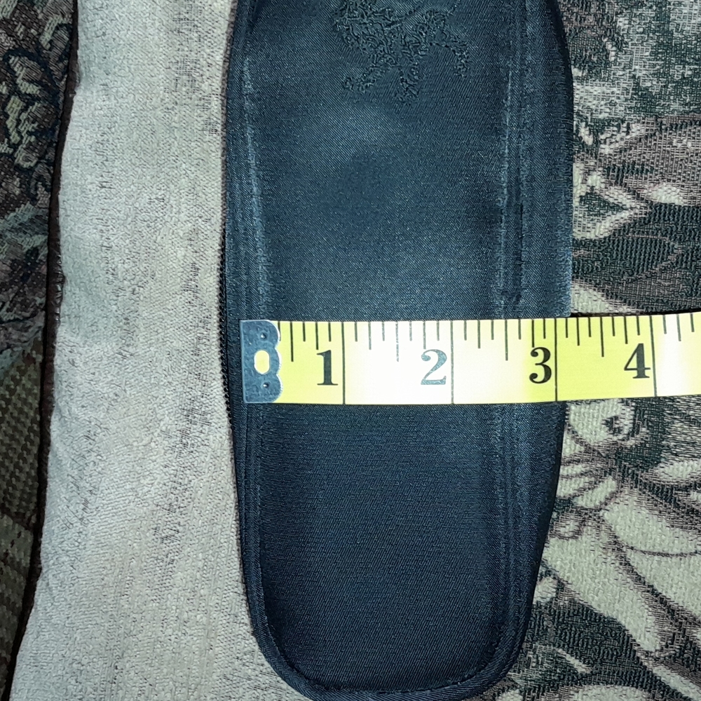 🌺BLACK Zip Up Case - Picture 5 of 5